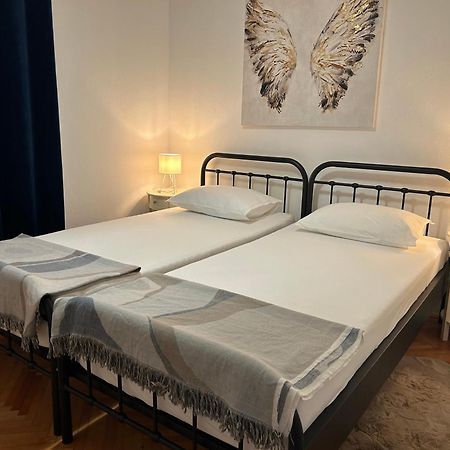 Apartamento Apartman L&A Biograd Na Moru Exterior foto