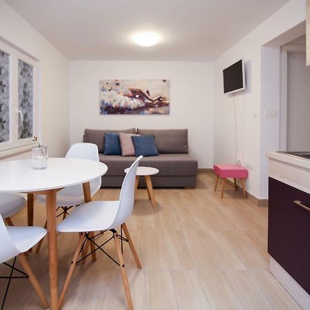 Apartamento Apartman L&A Biograd Na Moru Exterior foto