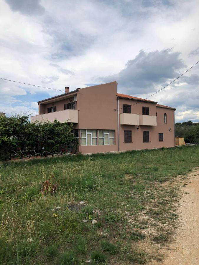 Apartamento Apartman L&A Biograd Na Moru Exterior foto