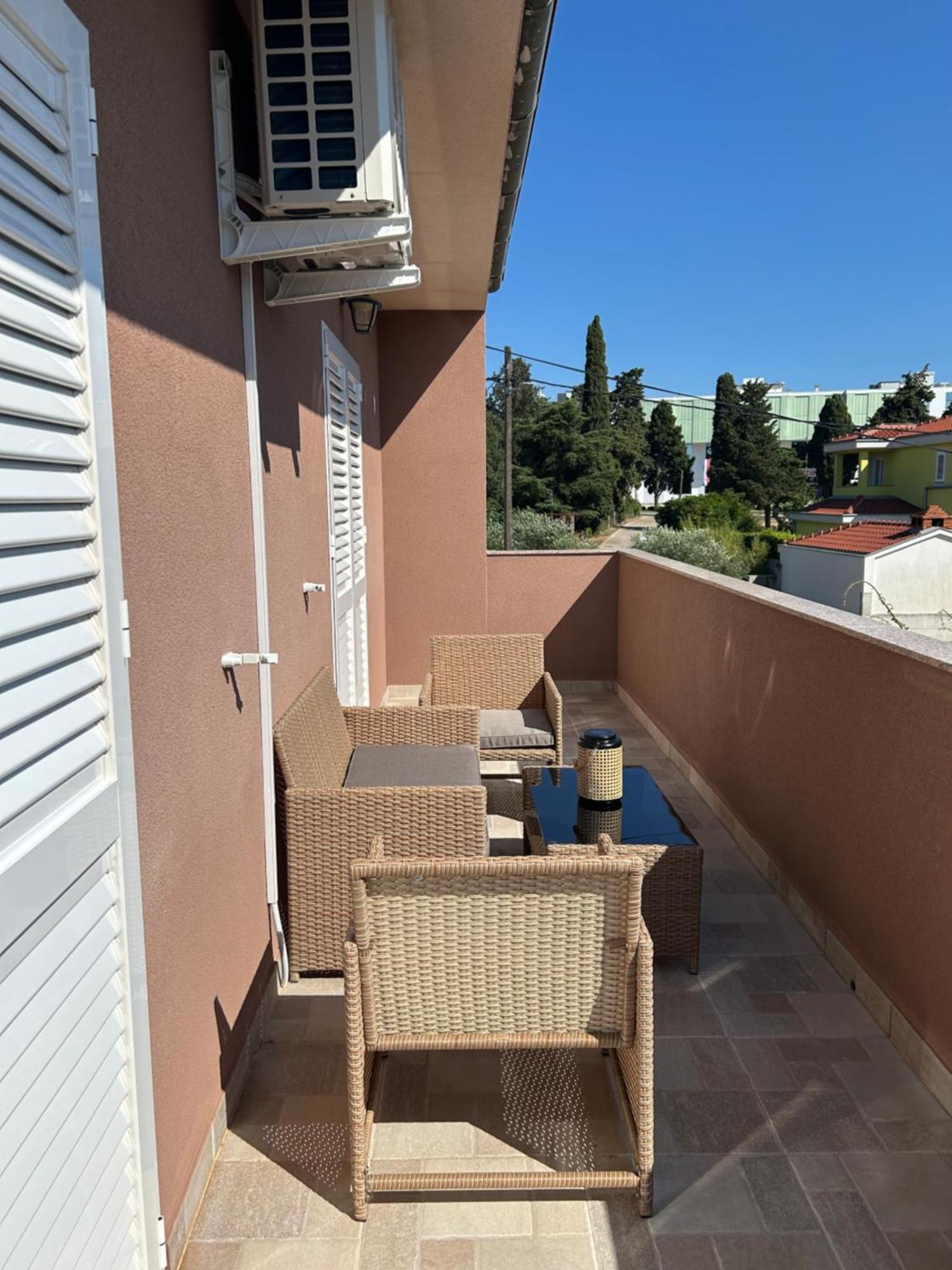 Apartamento Apartman L&A Biograd Na Moru Exterior foto