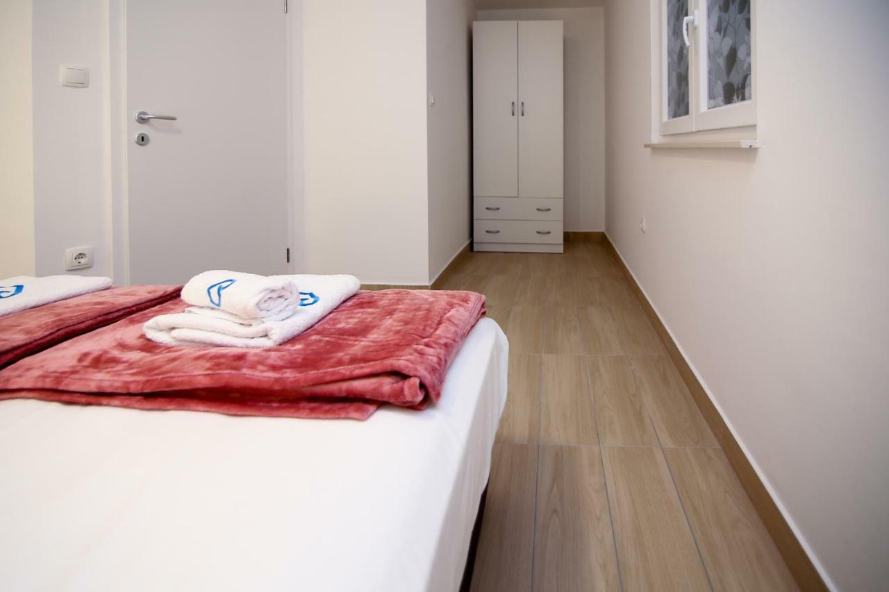 Apartamento Apartman L&A Biograd Na Moru Exterior foto
